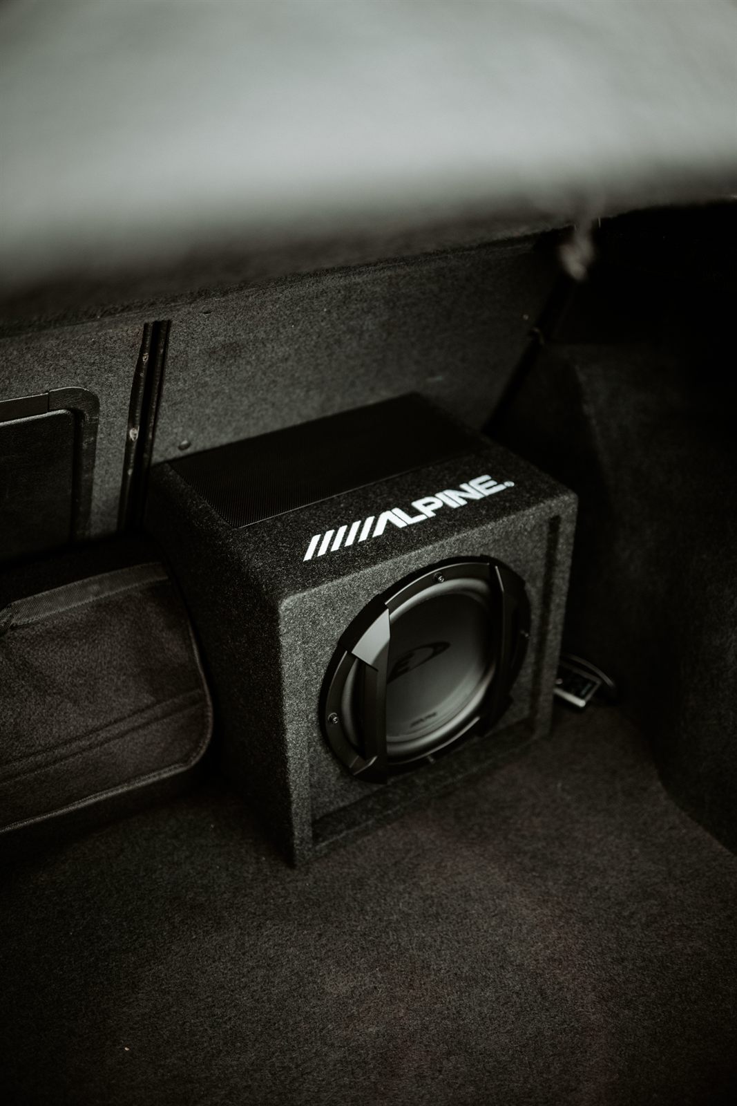 Alpine subwoofer